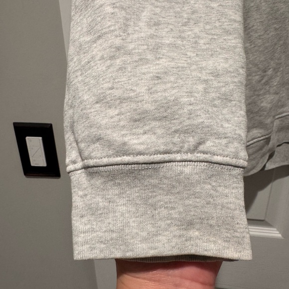 Auth. ✅ ANINE Bing “Tyler” Crewneck in “Gray” Size Medium🩶 - Picture 6 of 14